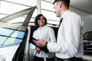 Choosing Between Auto Loans and Leasing: Which Option Suits You Best?