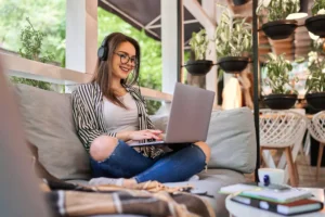 A Comprehensive Guide to Budgeting for Freelancers: Organize, Save, Thrive